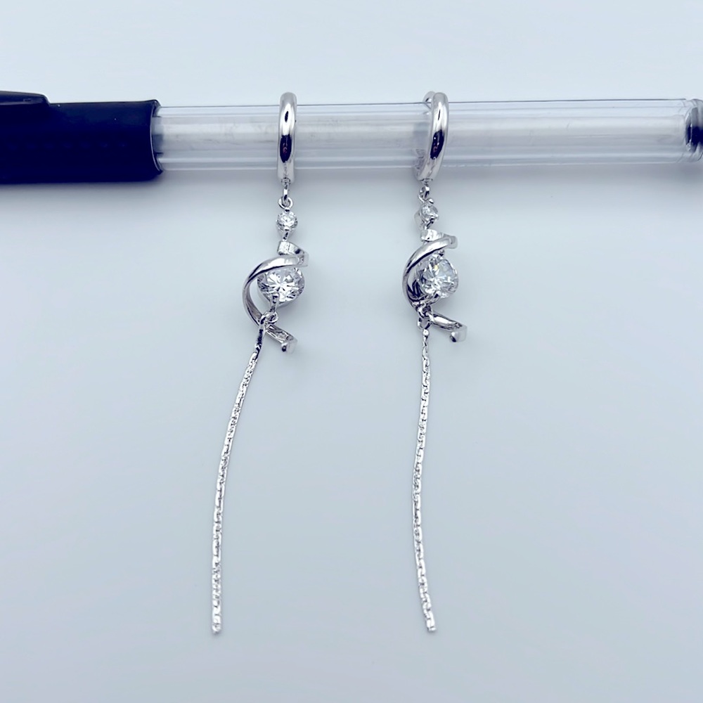 SILVER CUBIC ZIRCONIA DANGLING EARRING
